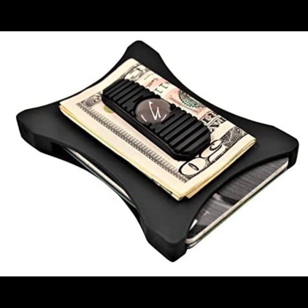 Bench Built men’s minimalist wallet